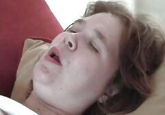 Սպիտակ աղջիկ էլեգանտ ծխելու վրա էշի հետո licking բարձր սեքս տեսանյութեր բաժակ
